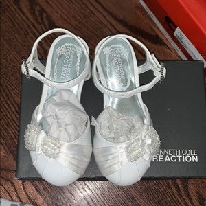 KIDS SHOES